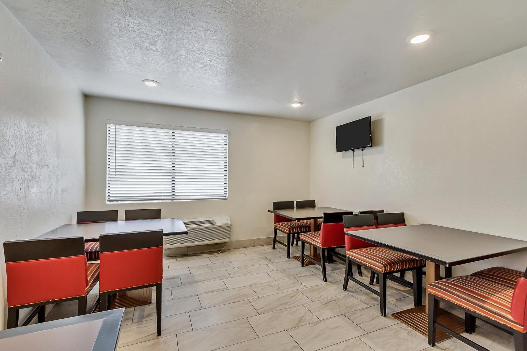 Motel 6 Ogden, Ut- Downtown Dış mekan fotoğraf