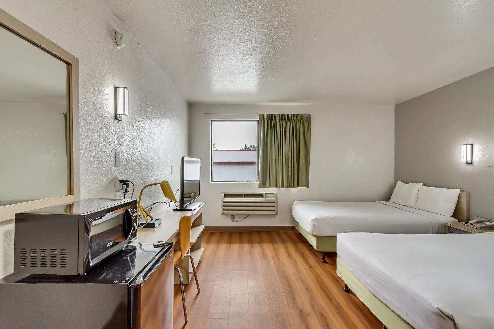 Motel 6 Ogden, Ut- Downtown Dış mekan fotoğraf
