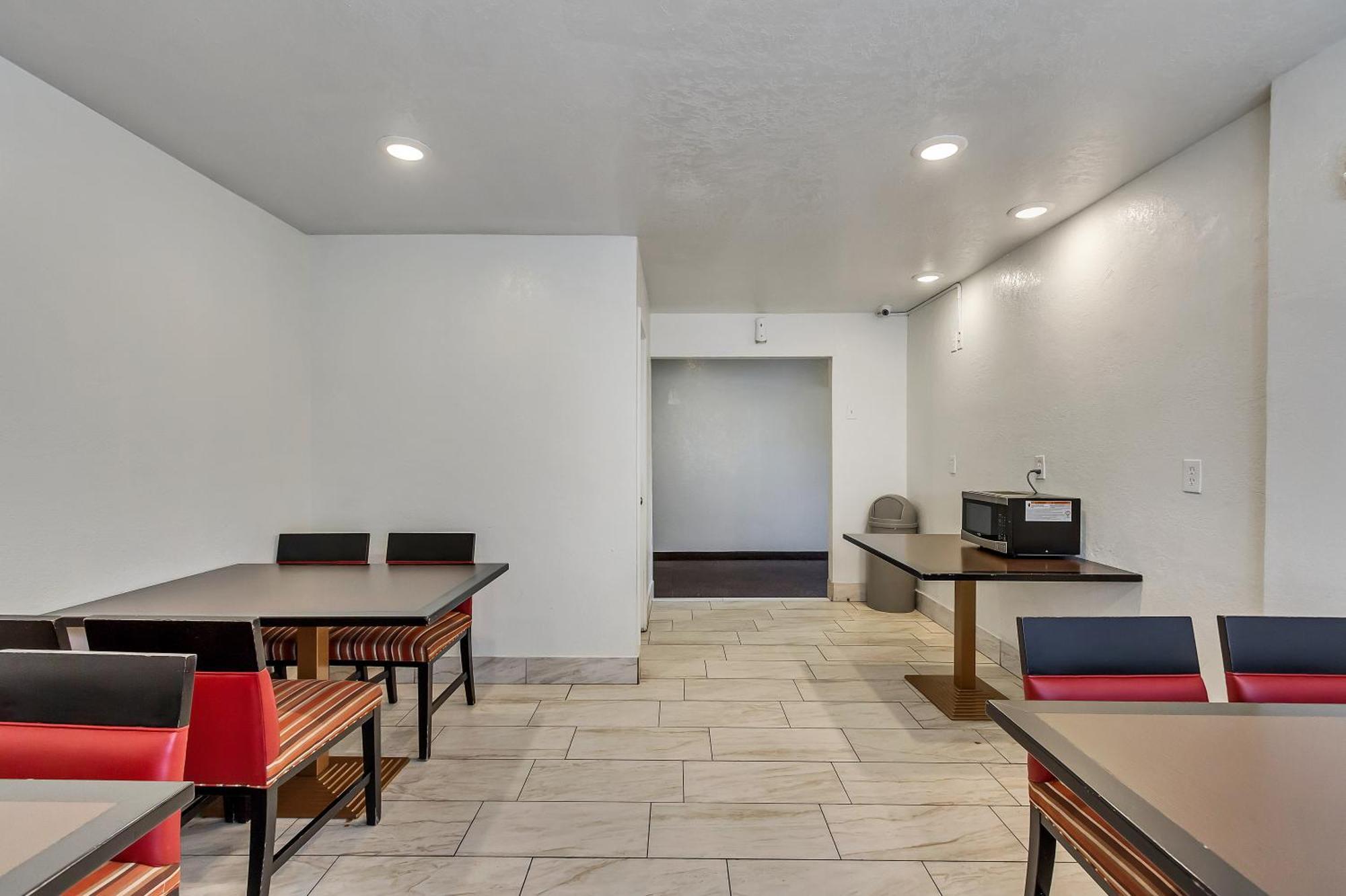 Motel 6 Ogden, Ut- Downtown Dış mekan fotoğraf